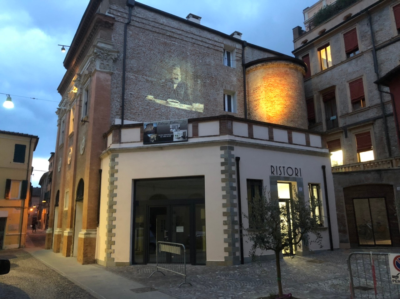  ferrara vendita quart: centro storico area casa