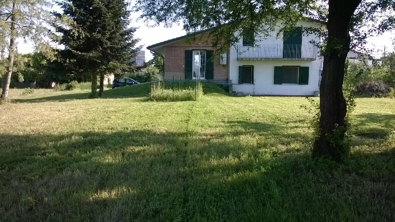  ferrara vendita quart: fuori mura area-casa