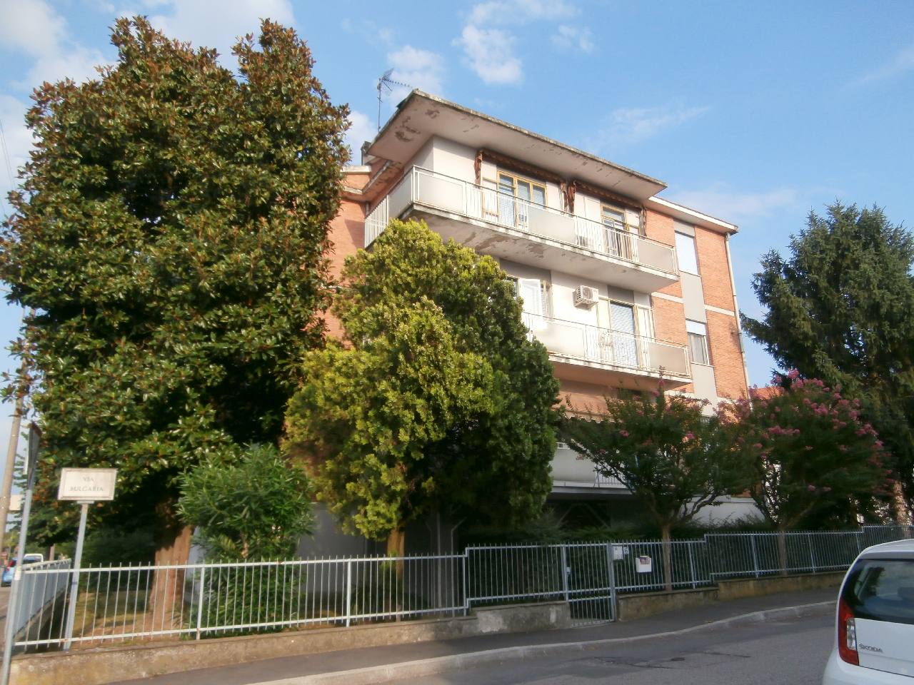 Appartamento FERRARA vendita  Via Pomposa  BOZZOLANI IMMOBILIARE