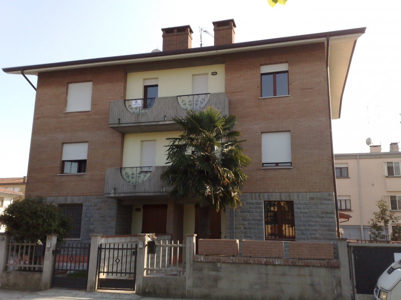  poggio-renatico vendita quart: poggio renatico living-studio-immobiliare