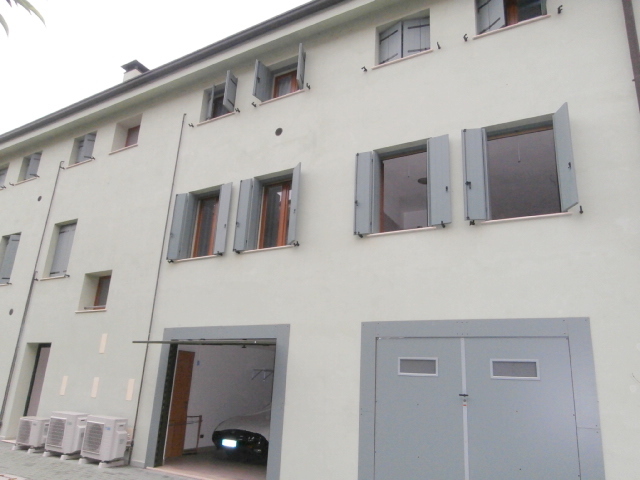 Appartamento in vendita Ferrara Zona Via Pomposa