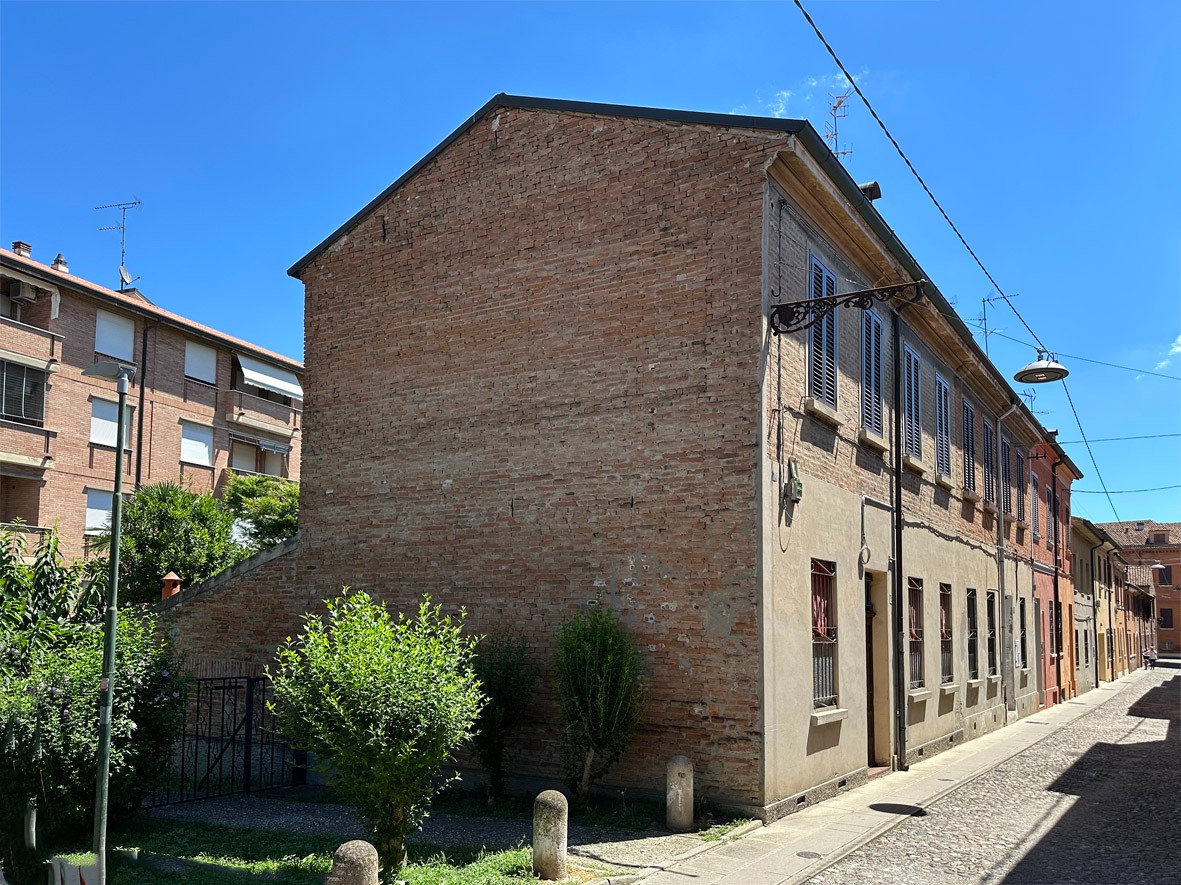 Villetta  Di Testa in vendita Ferrara Zona Piazza Ariostea